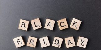 Black Friday je oblíbený svátek slev. Jak díky němu ušetřit?
