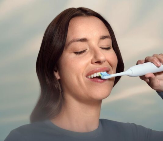Feel the (Soni)care! Philips se sonickými zubními kartáčky buduje dokonalý senzorický zážitek